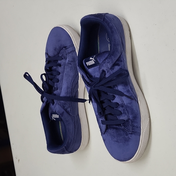 The PUMA Vikky platform Velvet Blue Basketball Women's Platform Sneaker Size 11 - Picture 4 of 10